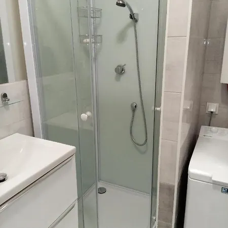 Roza- Lotnisko Appartamento *