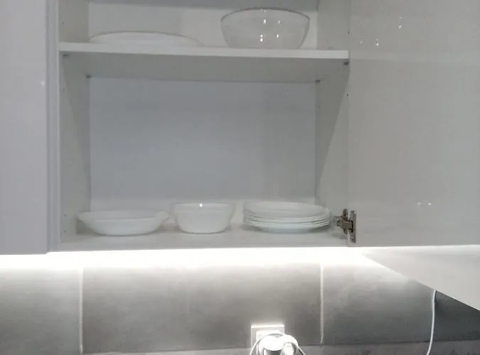 Roza- Lotnisko Appartement *