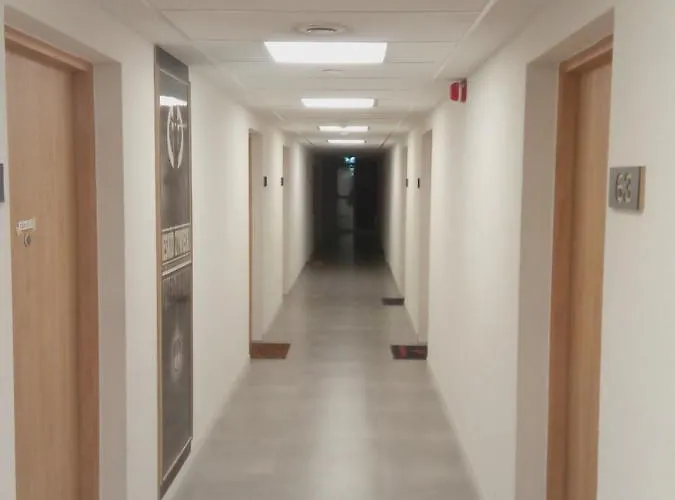 Roza- Lotnisko * Wroclaw